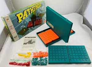 1974 Pathfinder Game by Milton Bradley Complete in Great Condition FREE SHIPPING - Picture 1 of 8