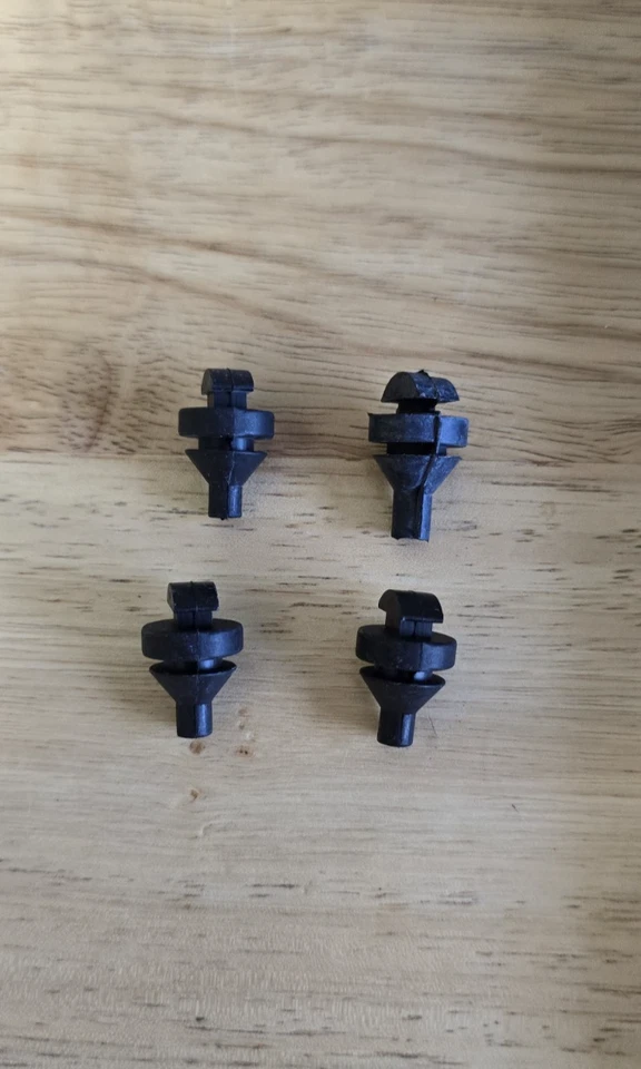 MZ ETZ 250, 251, 301 GOMITAS DE LA CAJA ELÉCTRICAS DEL ENSENDIDO GOMA Foto 1 de 1