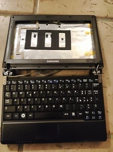 SAMSUNG NP- N 110 per parti di ricambio non funzionante - Foto 1 di 5