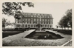 Postcard France Normandy Calvados Blonville-sur-Mer, Le Grand Hotel Gaby NrMINT - Picture 1 of 1