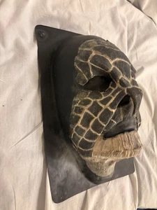 latex lizard mask - Picture 1 of 5
