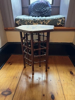 ANTIQUE VICTORIAN ARTS AND CRAFTS STICK AND BALL OAK PLANT STAND - Image 1 of 4