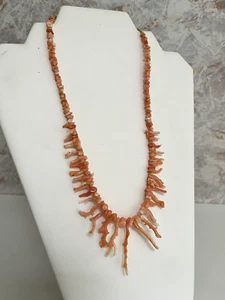 Vintage Angel Skin Coral Branch 18" Single Strand Graduated Necklace - Picture 1 of 5