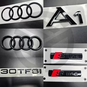 AUDI A1 2019+ Distintivi Nero Lucido GRIGLIA/STIVALE/PARAFANGO SET COMPLETO/2 X S-Line/30 TFSI - Foto 1 di 1