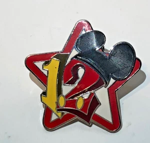 Disney Hidden Mickey Pin 2012 Star Pin Red & Yellow - Picture 1 of 2