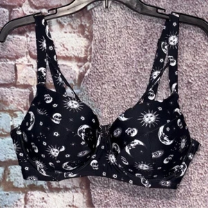 Hot Topic Celestial Sun & Moon Skulls Black Underwire Bikini Swim Top Beach SZ 0 - Picture 1 of 9