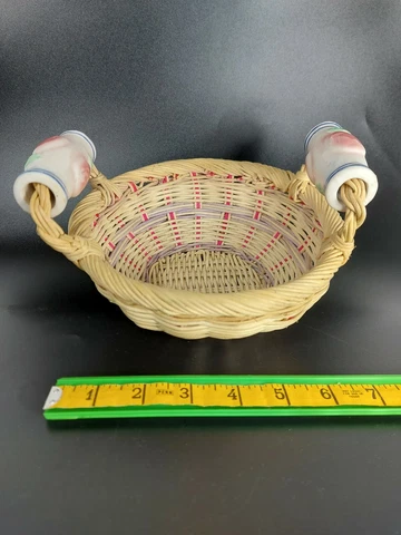 Vtg Straw 7"x 3" Basket W/Ceramic Raised Apple Design Handles Cover