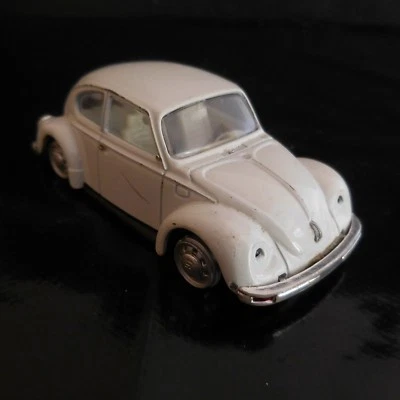 Auto Miniatura VOLKSWAGEN COCCINELLE Scala 1/43 Made In CINA N3024 - Immagine 1 di 4
