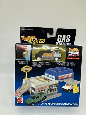 Hot Wheels 25th Sto & Go Gas Station Vintage 1995 Racing Van Dunlop NEW Sealed - Image 1 of 4
