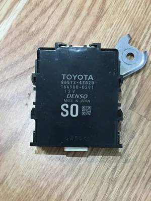 ✝️15-18 TOYOTA RAV4 DRIVER ASSIST PEDESTRIAN ALERT SYSTEM CONTROLLER 86572-42020 - Image 1 of 4