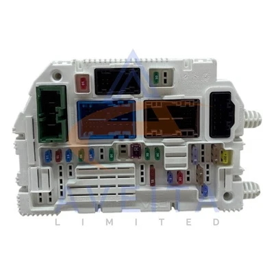 DS DS4 1.2 Petrol 22-24 Relay/Fuse Box 9846631580 - Image 1 of 4