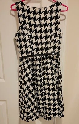Vestido Jessica Simpson Blanco y Negro Pata de Gallo Calce y Acampanado SL Talla 4 Nuevo con Etiquetas Foto 1 de 4
