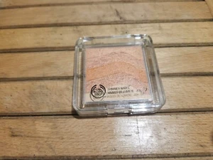 THE BODY SHOP 04 SHIMMER WAVES HIGHLIGHTER CORAL SHADE PALETTE .NEW - Picture 1 of 6