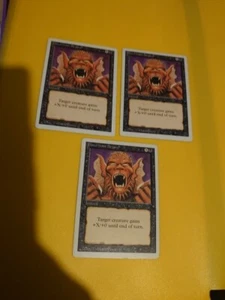 Magic the Gathering Card. Howl from Beyond x3 Revised. Old Vintage as pics - Picture 1 of 7