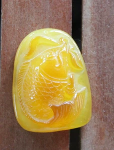 Bernstein Figur Fisch als Anhänger - Bild 1 von 1