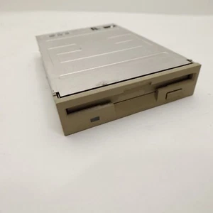 Toshiba ND-3561GR Internal 3.5” 1.44 MB Floppy Disk Drive - Picture 1 of 4