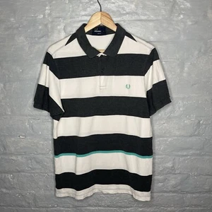 Camisa Polo Fred Perry Para Hombre Calce Ajustado Rayas Gris/Blanco 1/4 Botón Grande - Imagen 1 de 10