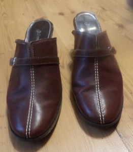 women's St John's bay brown mule size 7.5 - Picture 1 of 6
