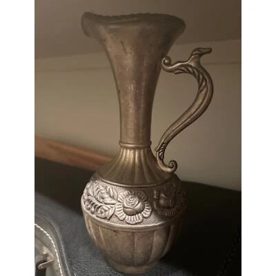 Jarra antigua plateada con diseño de flor de rosa, jarra vintage, jarrón de agua Foto 1 de 4