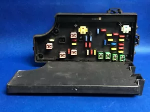 08-09 SEBRING AVENGER FUSEBOX FUSE BOX RELAY TIPM MODULE BCM 68028008AD - Picture 1 of 6