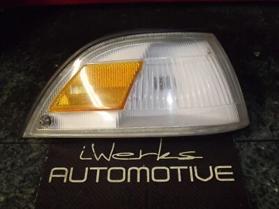 Lente de luz de esquina delantera derecha OEM 87-92 USDM Toyota Corolla E90 02-04 FR Foto 1 de 4