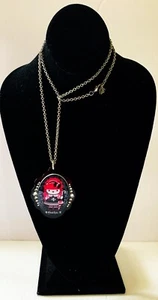 Tarina Tarantino GOTHIC KITTY HALSKETTE Kristalle ROSA & SCHWARZ silberfarbene Kette - Bild 1 von 2