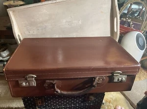 Vintage kleiner brauner Lederkoffer, 18 x 10 Zoll, 5 Zoll tief, ungewöhnliches Schloss - Bild 1 von 24