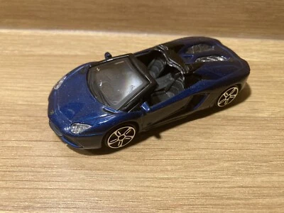 Coche Roadster Burago Lamborghini Aventador LP700-4 - escala 1:45 Foto 1 de 4