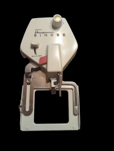 Vintage Singer Sewing Machine Deluxe Monogrammer 171278 - Picture 1 of 2