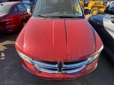 09 10 11 12 13 14 15 16 17 18 19 20 Dodge Journey capó Foto 1 de 3