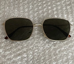 SPORTSGIRL ZEPLIN SUNGLASSES - Picture 1 of 6