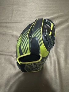 Rawlings Rev1x 11 3/4 REVFL12 - Picture 1 of 8