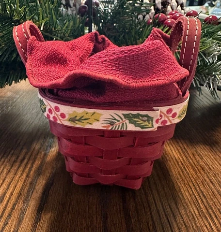 Longaberger 2011 Bold Red Christmas Trinket Basket Holly Print With Liners Cover