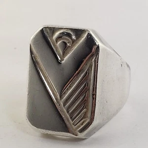 Fabulous M. Velasquez Solid Sterling Silver Ring Size 9 - Picture 1 of 12