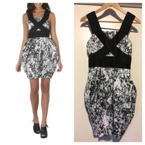 New Womens GO International Black & White Dress Blouson Cut Summer Dress Size 1 - Picture 1 of 3