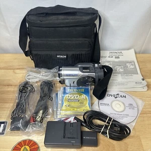 Hitachi DZ-MV750MA DVD Camcorder w/16x Optical Zoom Tested & Working Bundle - Picture 1 of 16