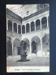 Carte Postale Ancienne de 1915 BOLOGNE - BOLOGNA -Cortile del Palazzo Bevilacqua - Picture 1 of 2