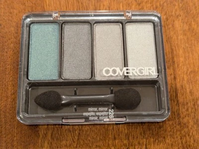 NIP COVERGIRL Eye Enhancers 4-Kit Eyeshadow #226 Mirror, Mirror 1 NEW & SEALED - Image 1 of 3