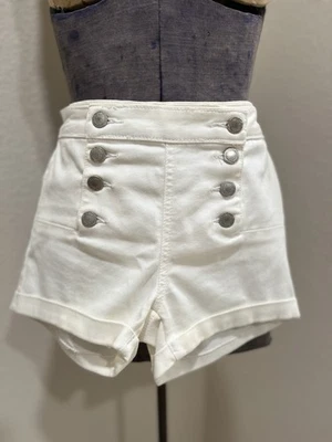 Casi Famosos - 2000 - Pantalones Cortos Blancos con Cierre de Panel Azul Marino Estilo Antiguo - Talla 1 Foto 1 de 4