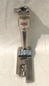 BERNINA - 2mm ROLL & SHELL ZICK ZACK HEMMER FUSS - ÄLTERE MODELLE 600 700 800 SERIE - Bild 1 von 5