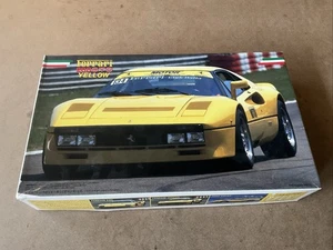 Fujimi Ferrari 288 GTO gelb 1/24 #1052 Modell versiegelter Inhalt - Bild 1 von 9