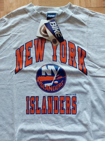 VINTAGE CLASSIC MADE IN USA- 1993 NEW YORK ISLANDERS T-SHIRT MENS XL, NEW W/TAGS Cover