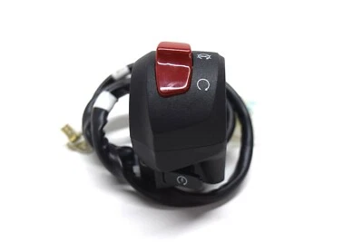 Yamaha YZF R3 RH07 R25 15-17-18 Indicator Switch Kill Switch Assy Handle - Image 1 of 4