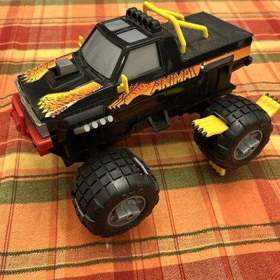 Vintage 1984 Lewis Galoob 4x4 ANIMAL monster truck toy - played-with - Image 1 of 4