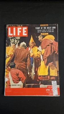 Life Magazine April 23 1951 Flight Of The Dalai Lama Bagged And Boarded  Foto 1 de 4