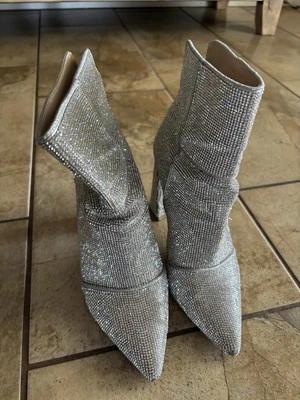 Steve Madden Winona Crystal Rhinestone Sliver Booties Boots Shoes 8.5 - Image 1 of 4