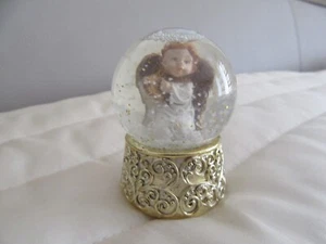 ***Deko/ Schneekugel*** - Bild 1 von 4