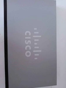 Switch serwerowy Cisco SF 200-48. Stan nieznany, na części - Zdjęcie 1 z 2