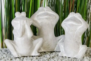 Set of 3 Figurine Happy Frogs Concrete Garden Figurine Frog - Picture 1 of 1