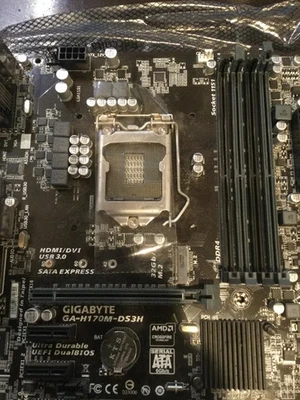 Gigabyte GA-H170M-DS3H + IOShield - Image 1 of 3